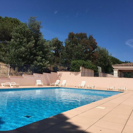 Sainte-Maxime - 3 Bedroom Apartment, Air Conditioned, Outdoor Terrace, Swimming Pool Exteriér fotografie