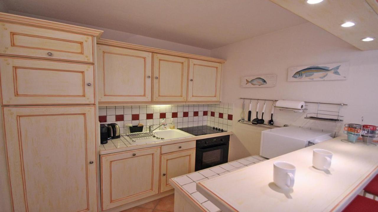 Sainte-Maxime - 3 Bedroom Apartment, Air Conditioned, Outdoor Terrace, Swimming Pool Exteriér fotografie