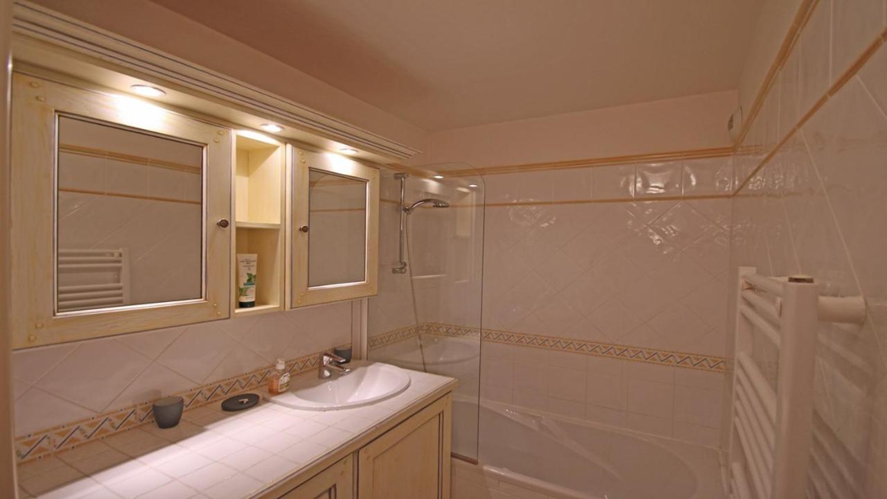Sainte-Maxime - 3 Bedroom Apartment, Air Conditioned, Outdoor Terrace, Swimming Pool Exteriér fotografie